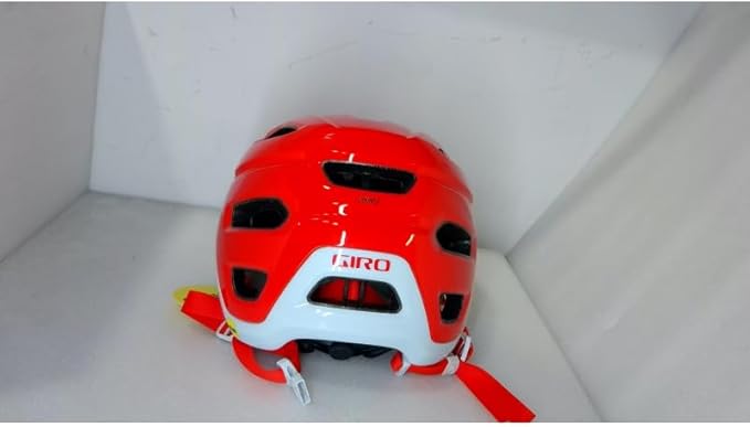 Giro Source MIPS