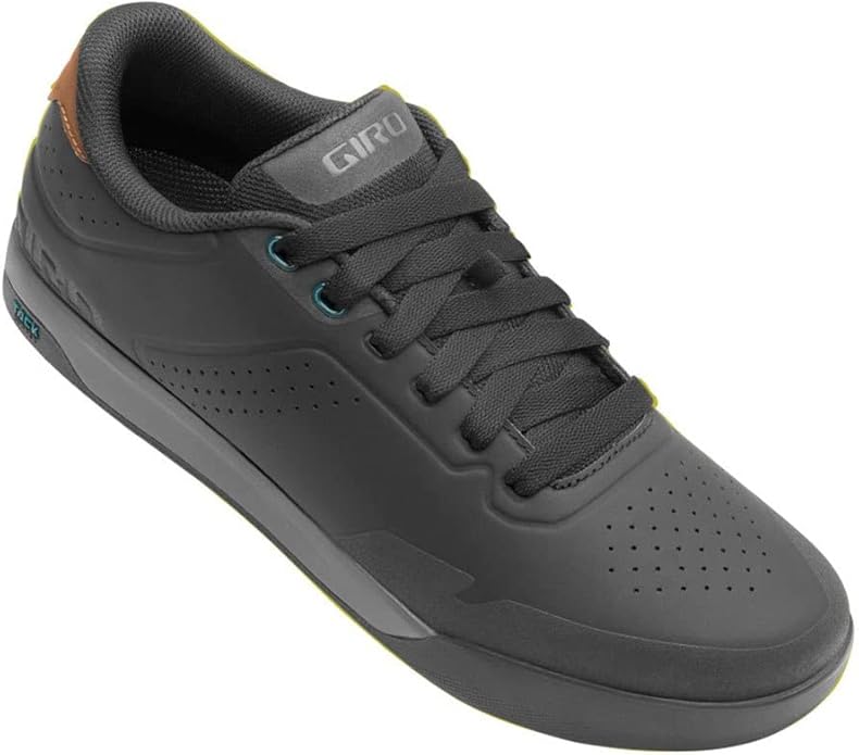 Giro Men's Latch