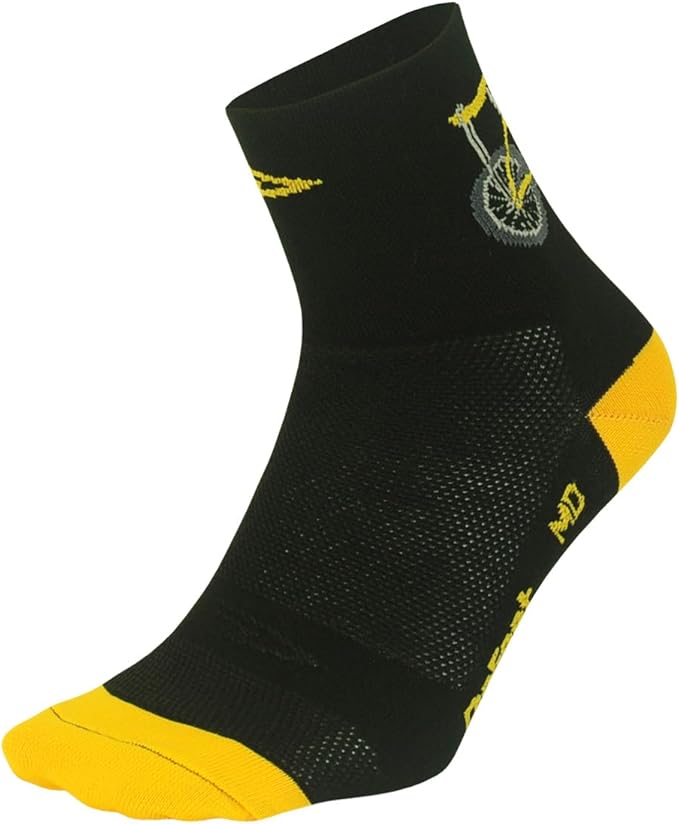 DEFEET | Aireator 3" Patterned Cycling Socks | For Biking, Running, & Everyday Adventures