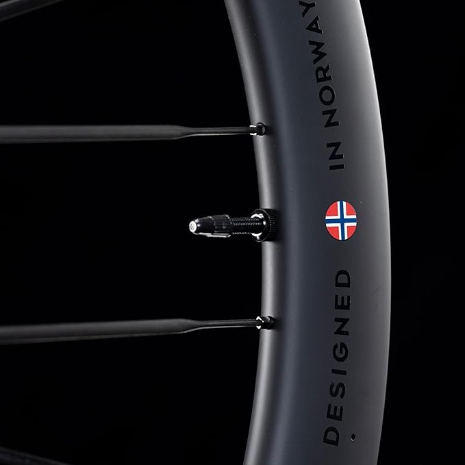 WINSPACE UNAAS PRO Carbon Fiber Wheelset 700C Disc Brake Carbon Spokes Ultralight 1460g 50mm Depth Road Bike Wheels, Tubeless Ready.