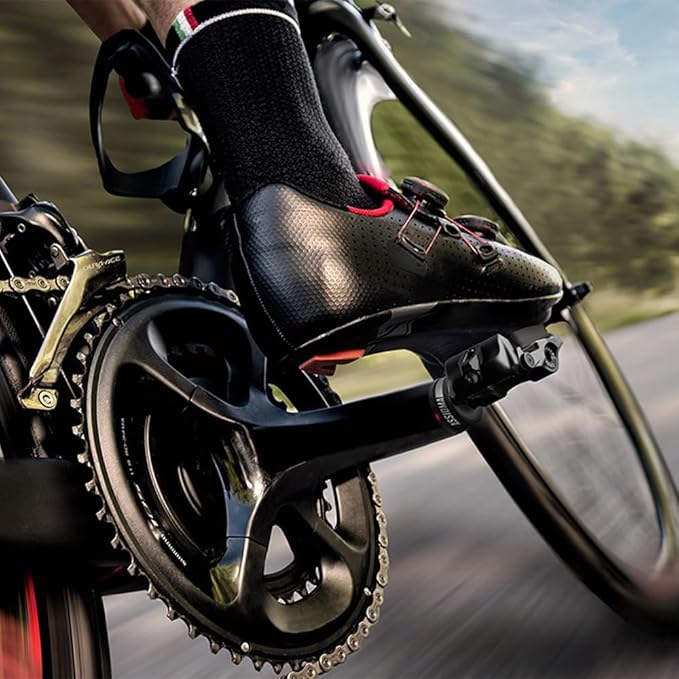 Favero Assioma UNO, Single-Sensing Side Pedal Based Cycling Power Meter with Extra Cleats, Bluetooth & ANT+ Connectivity for Bike Computers, Cycling GPS Units, & Smartphones