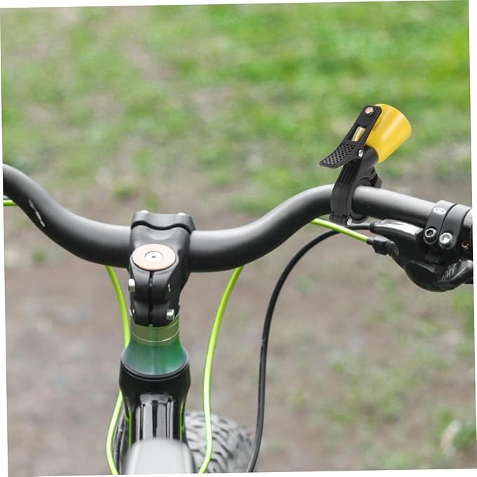 Mini Copper Bicycle Bell for Mountain and Road Bikes, Small Vintage Bike Bell with Loud Sound and Adults, Outdoor Scooter and Cycling Accessories, Yellow