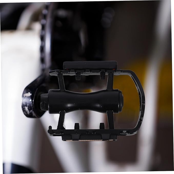 UPKOCH 1pair Aluminum Bike Pedals Platform Pedals Slip Spikes Ball Bearings for Night Riding Safety
