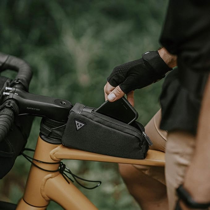 Topeak FastFuel Top Tube Bag (Black, One Size) – Compact 0.5L Frame Bag | Adjustable Bolt-On or Strap Mount, Padded Storage for Snacks & Gear, 70g Lightweight Design