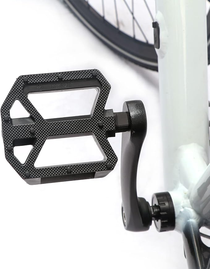 AVASTA Durable Polypropylene Bicycle Pedals with Reflector for Mountain Bike Road Bike and Other Bicycles,Two Thread Size（9/16”&1/2“）