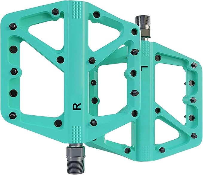 Light Weight Cycling Pedals Secure Grips Flat Mountain Bike Pedals with Sealed Bearing Suitable for Street Bikes 1 Pair