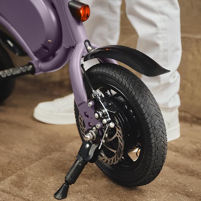 Jetson Bolt Electric Bike, Foot Pegs, Easy-Folding, Built-in Carrying Handle, Twist Throttle, Cruise Control, Up to 15.5 MPH, Range Up to 15 Miles, Ages 13+