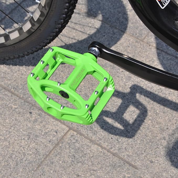 UPANBIKE Magnesium Alloy Bike Pedals 9/16'' Spindle Bearing High-Strength Non-Slip Large Flat Platform for Mountain Bike Road Bicycle