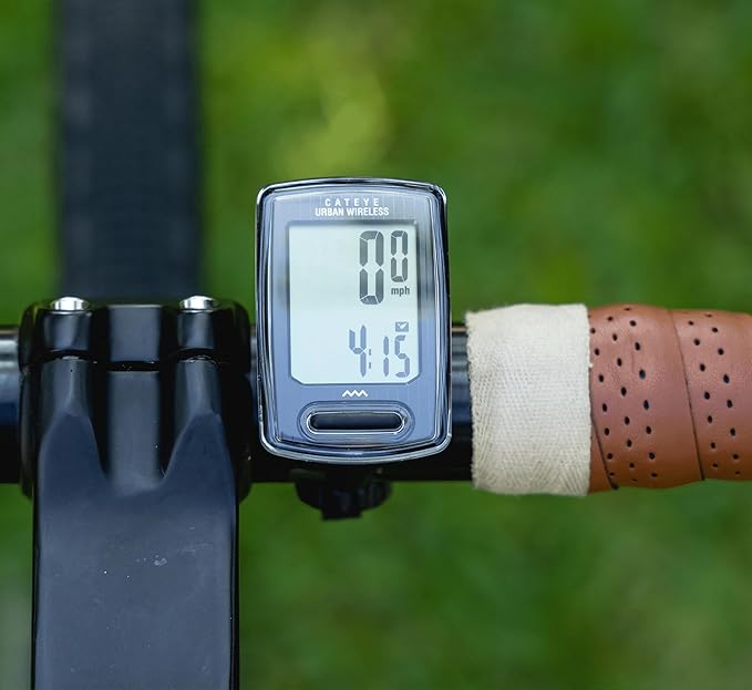 CATEYE Urban Wireless Bike Computer – Analog Speedometer & Odometer with Calorie Tracking, FlexTight™ Mount, Auto Start/Stop, Programmable Odometer & Easy Setup for All Bikes