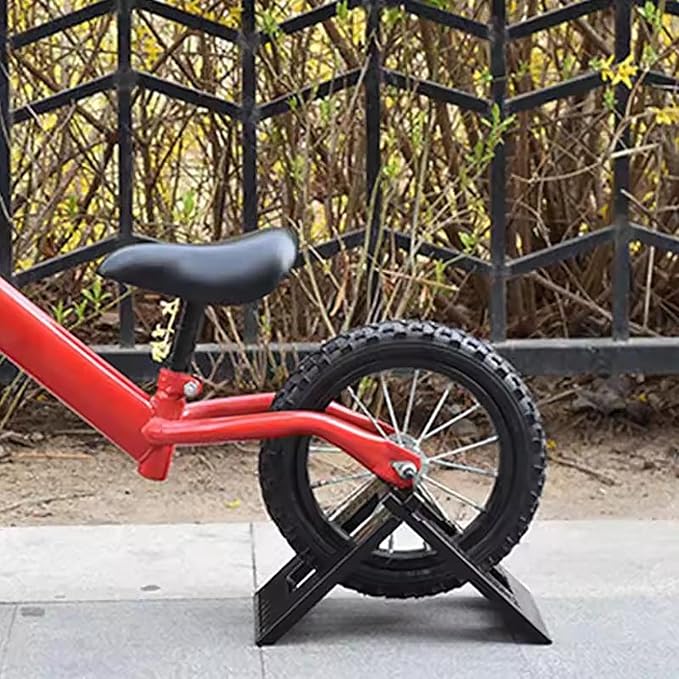 Balance bicycle parking rack foldable pedal display rack suitable for 10-12-inch pedal-free training bicycles/scooters 1pcs