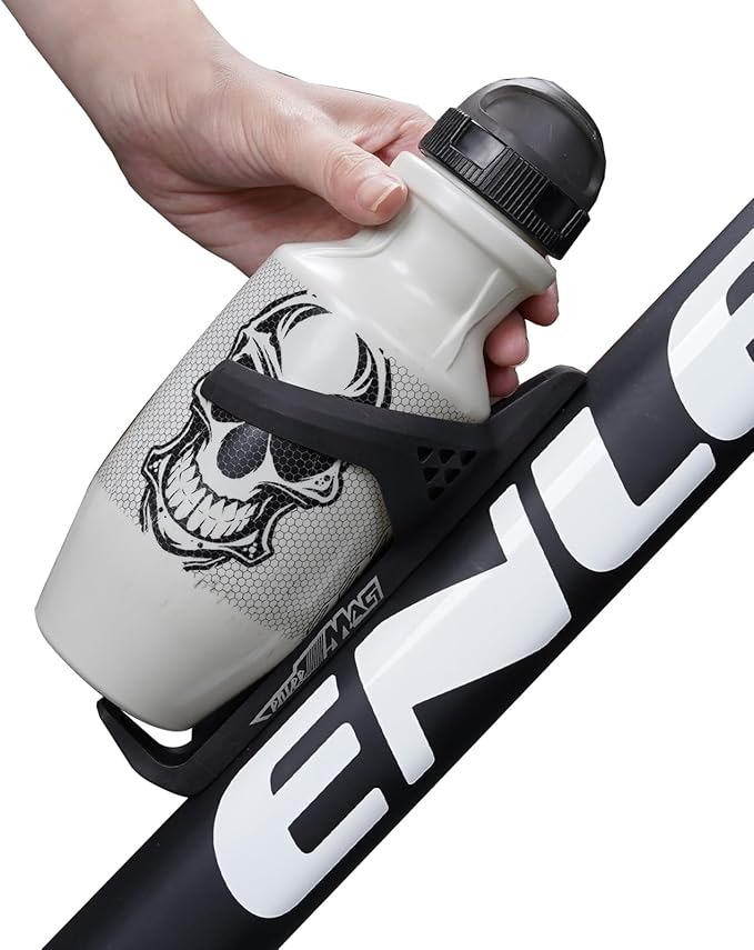 Water Bottle Cage Ultra-Light Aerodynamic Carbon Fiber for Mountain and Road Bikes Universal Fit for 68-80mm Frame (Mag Pro)