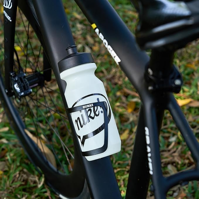 Corki Cycles Right Side Load Water Bottle Cage, Side Entry Bike Water Bottle Holder for Road & Mountain Bikes -1 Pack-Black-Aluminum Alloy