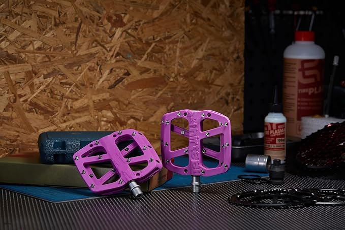 e*thirteen Components Composite Base Flat Pedals for MTB, Mountain Bike, BMX, eBike, eMTB