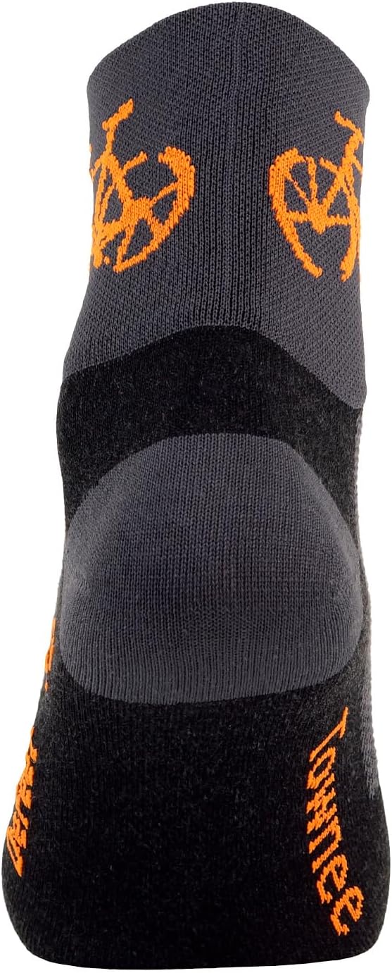 DEFEET | Aireator 3" Patterned Cycling Socks | For Biking, Running, & Everyday Adventures