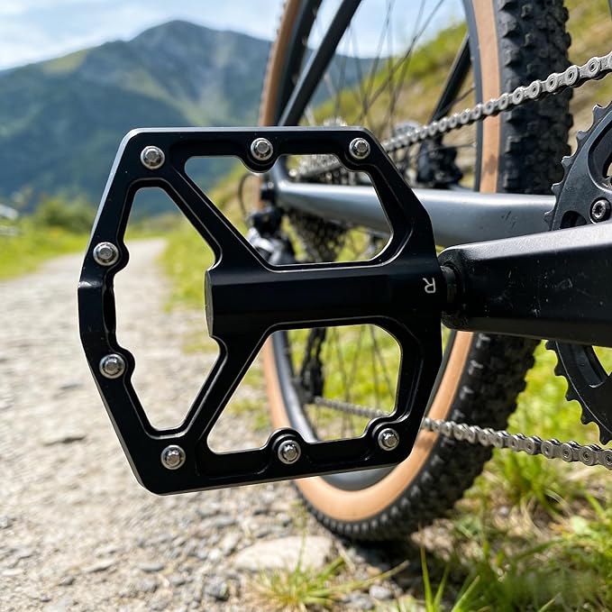 Mountain Bike/MTB Pedals Bicycle Platform Pedals Axle 9/16 inch Sealed Bearing Super Anti-Slip Aluminum Alloy with Cr-Mo Steel Axle for Road Bike/MTB/BMX/Gravel Bike/City Bike/E-Bike