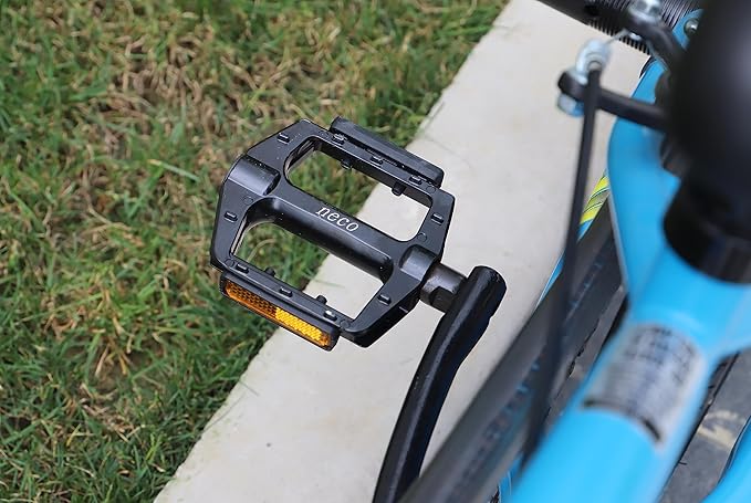 MEGHNA Bike Pedals Non-Slip Bicycle Aluminium Alloy Pedals 1/2" and 9/16" Pedal for Mountain Bike Kid Bike Freestyle BMX Bike, Beach Cruiser Bike