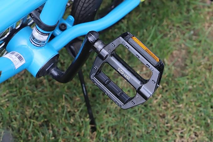 MEGHNA Bike Pedals Non-Slip Bicycle Aluminium Alloy Pedals 1/2" and 9/16" Pedal for Mountain Bike Kid Bike Freestyle BMX Bike, Beach Cruiser Bike