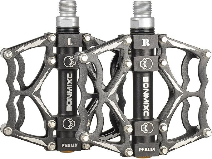 Bike Pedals 9/16" Skull Pattern Mountain Bike Pedals Sealed Bearing Bicycle Pedals Aluminum Alloy Flat Road Bike Pedals