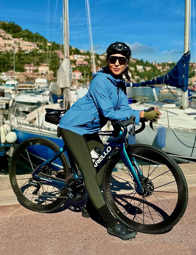 FitsT4 Sports Women's Cycling Running Jackets Lightweight Windproof Bike Windbreaker Reflective with Hooded
