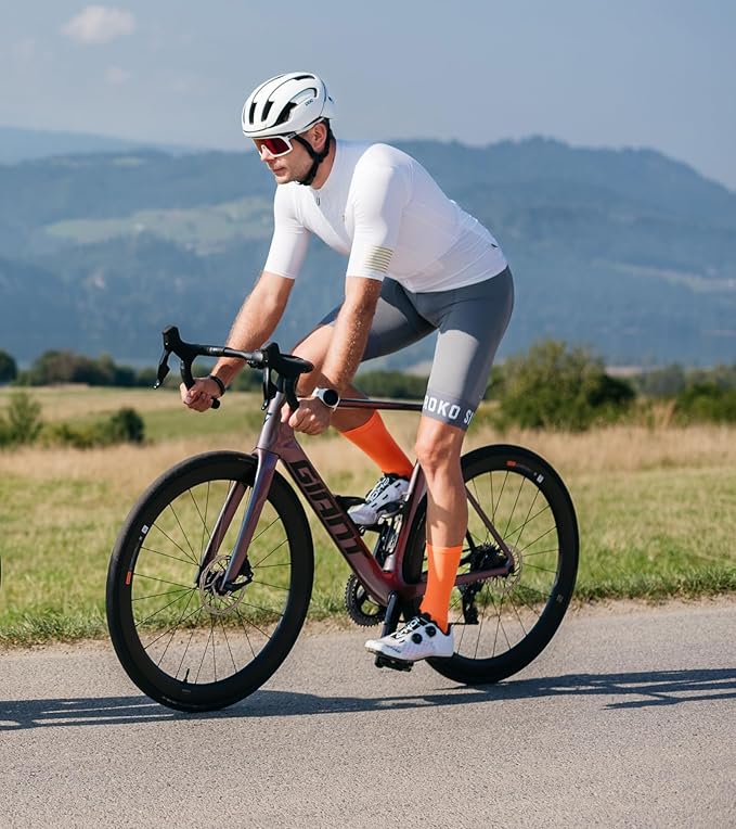 TODO PRO Cycling Socks - Breathable Bike Socks for Men and Women