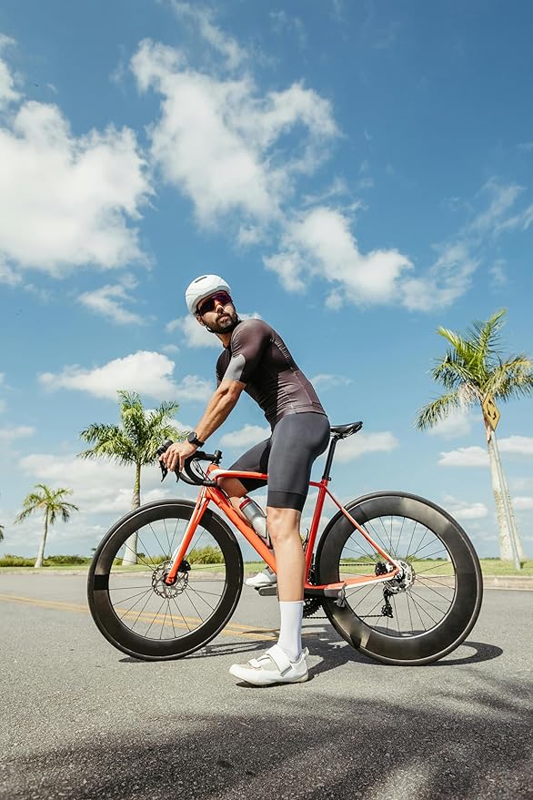 Performance Cycling Socks – Compression, Moisture-Wicking Crew Bike Socks
