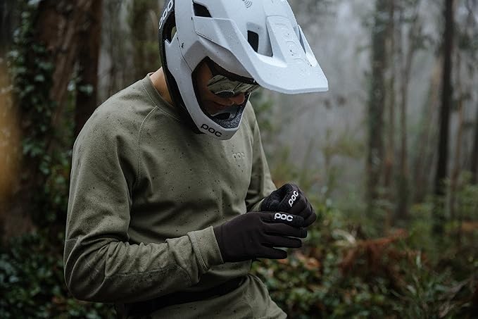 POC Axion Race MIPS