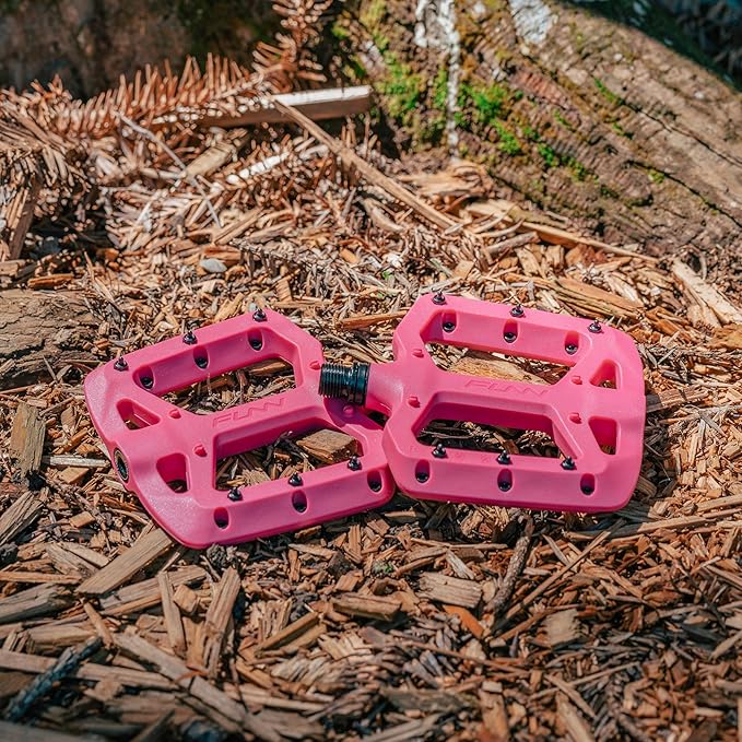 Funn Taipan Glass Fiber Reinforced Thermoplastic Bike Pedals with 9/16-inch CrMo Axles and Shin-Friendly Pins for MTB/BMX/Urban/Gravel Riding