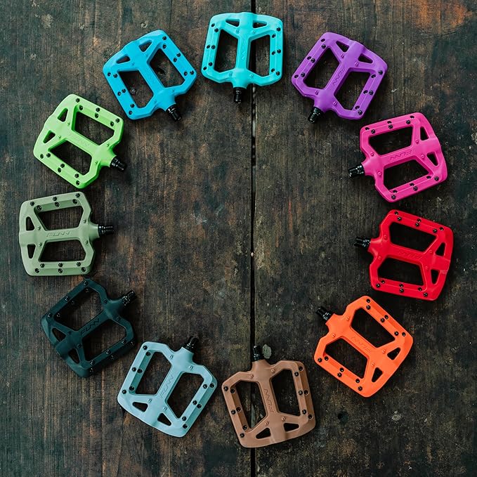 Funn Taipan Glass Fiber Reinforced Thermoplastic Bike Pedals with 9/16-inch CrMo Axles and Shin-Friendly Pins for MTB/BMX/Urban/Gravel Riding