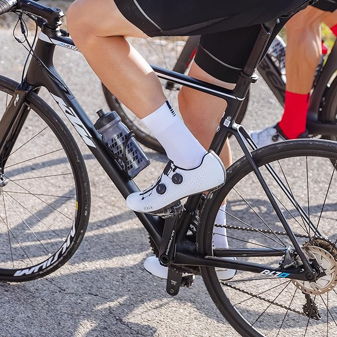 GripGrab Lightweight SL Performance Summer Cycling Socks Eyecatching 2 Lengths Road Mountain Gravel Bike Indoor Biking