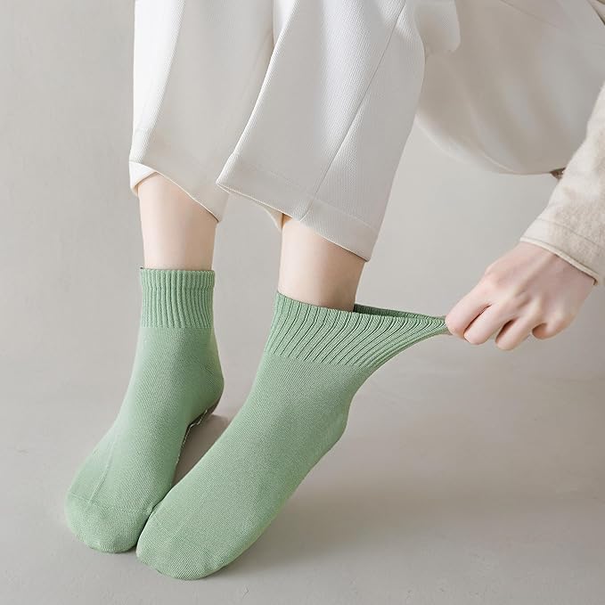 MAGIARTE Womens Mini Crew Ankle Socks Athletic Casual Cotton Socks for Women